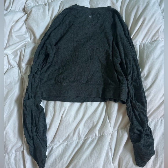 ZELLA GREEN ATHLEISURE SWEATER — KIDS SIZE 14/16 FITS LIKE A WOMENS SMALL - Picture 1 of 7